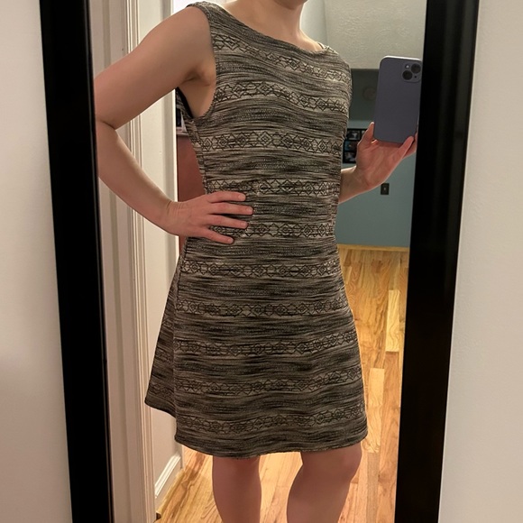 EUC - Vintage Jalate Sleeveless Dress - Brown/ Black with Gold Thread - Picture 1 of 9